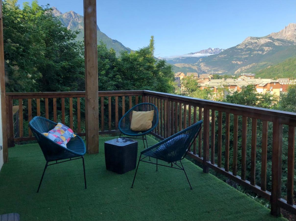 Comme A La Maison A La Montagne 布里昂松 外观 照片